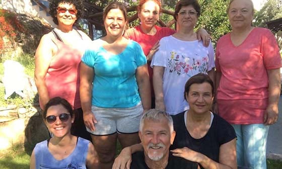 Yoga ve nefes eğitimi katılımcıları grup fotoğrafı